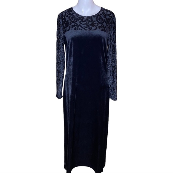 Diane Von Furstenberg The Color Authority Black Velevt Dress Size M - Picture 1 of 7
